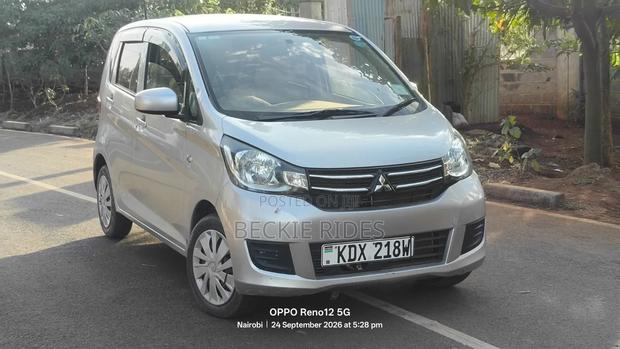 Mitsubishi EK Wagon 2019 Silver