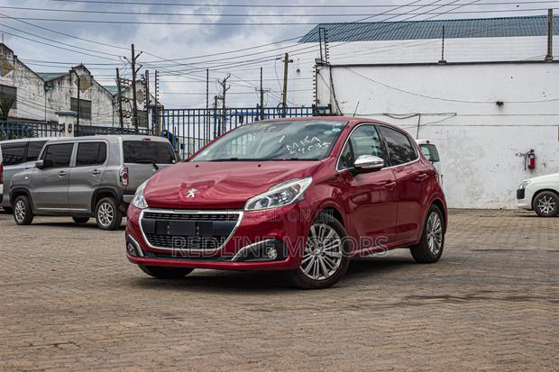 Peugeot 208 2019 Red