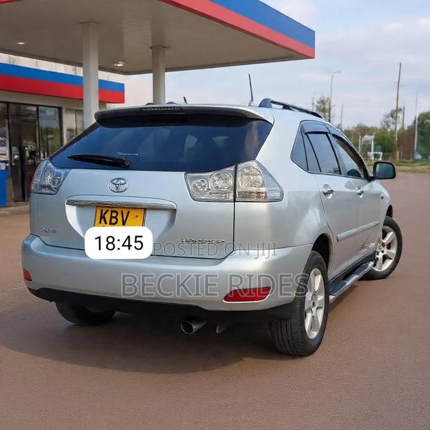 Toyota Harrier 2006 Silver
