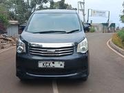 Toyota Noah 2012 Gray for sale