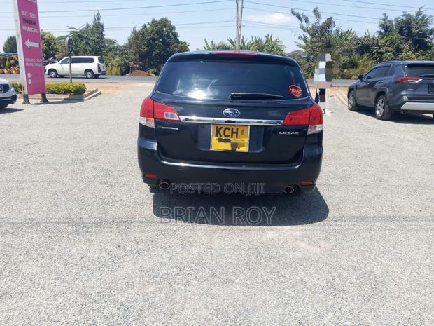 Subaru Legacy 2.5i Limited 2011 Black