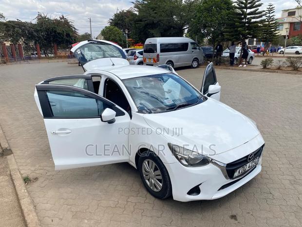 Mazda Demio 2017