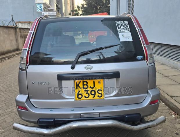 Nissan X-Trail 2.0 2002 Silver