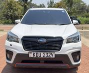 Subaru Forester 2019 White for sale