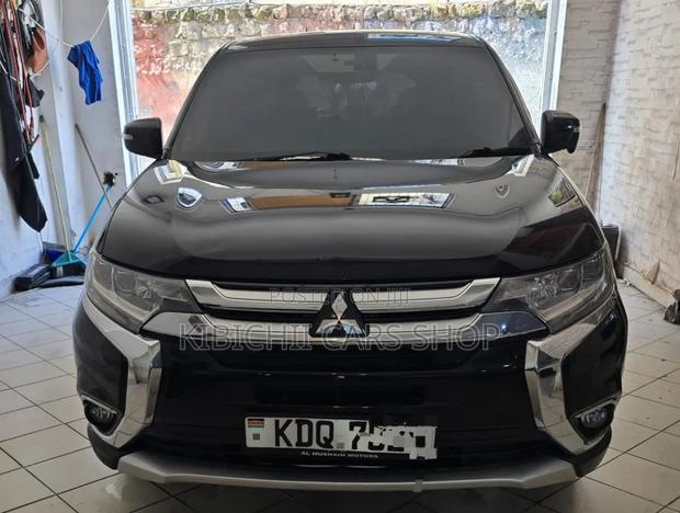Mitsubishi Outlander 2017 Black