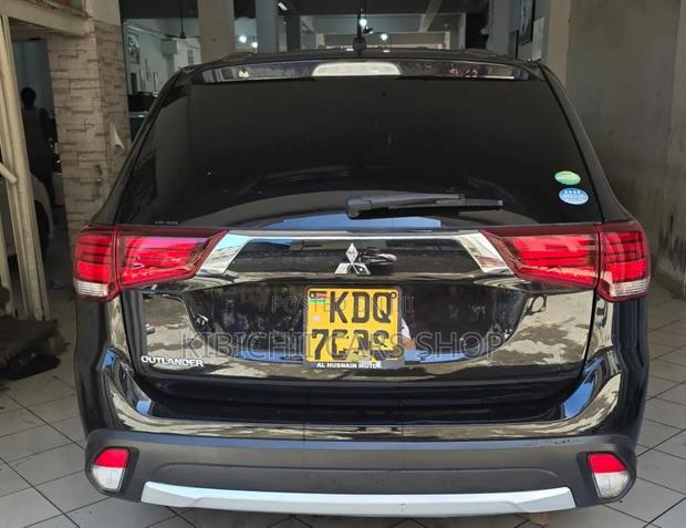 Mitsubishi Outlander 2017 Black