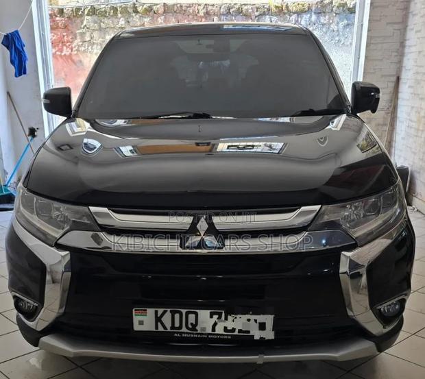 Mitsubishi Outlander 2017 Black