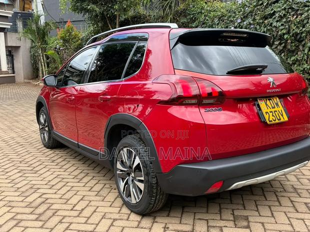 Peugeot 2008 2018 Red