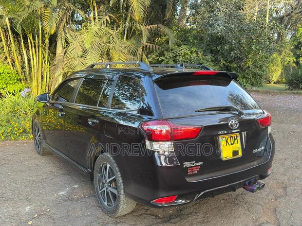 Toyota Corolla Fielder 2016 Black