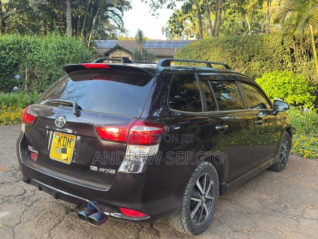 Toyota Corolla Fielder 2016 Black