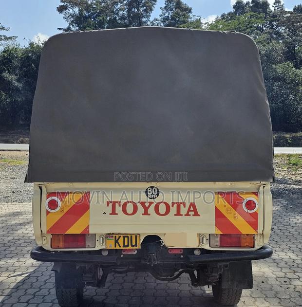 Toyota Land Cruiser 2014 Beige