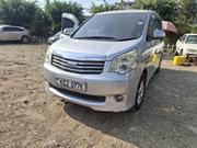 Toyota Noah 2.0 158hp FWD (8 Seater) 2012 Silver for sale