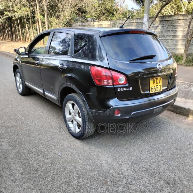 Nissan Dualis 2012 Black
