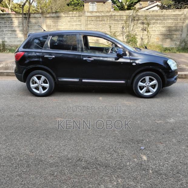Nissan Dualis 2012 Black