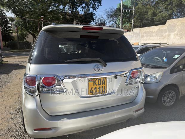 Toyota Fortuner 2.7 AWD 2013 Silver
