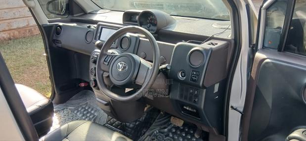 Toyota Porte 2015 Pearl