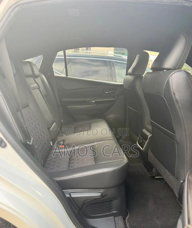 Toyota Harrier 2019 White