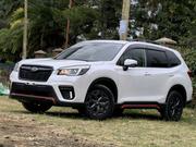 Subaru Forester Touring AWD 2019 White for sale