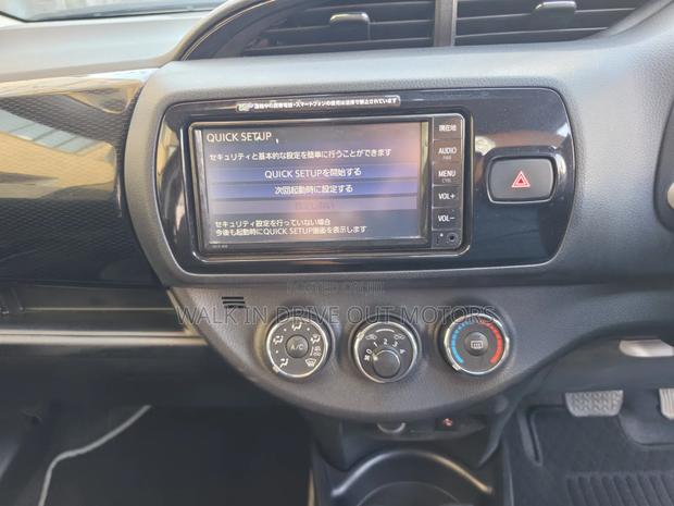 Toyota Vitz 2019 Blue