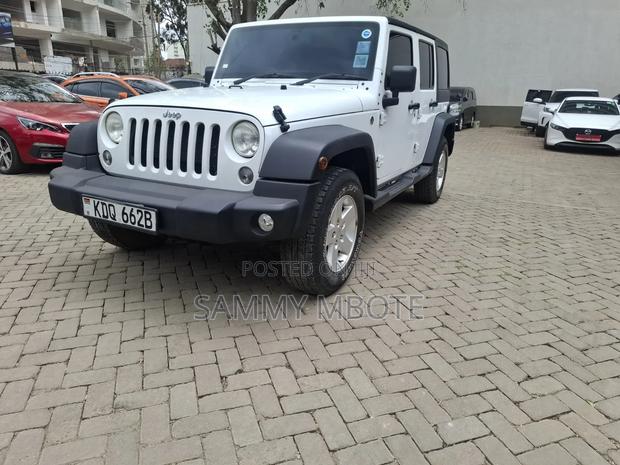Jeep Wrangler Rubicon 4x4 2016 White