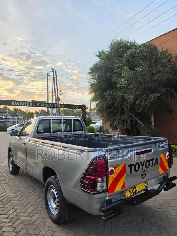 Toyota Hilux 2021
