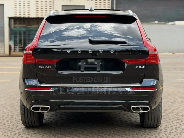 Volvo XC60 T6 R-Design AWD 2019 Black