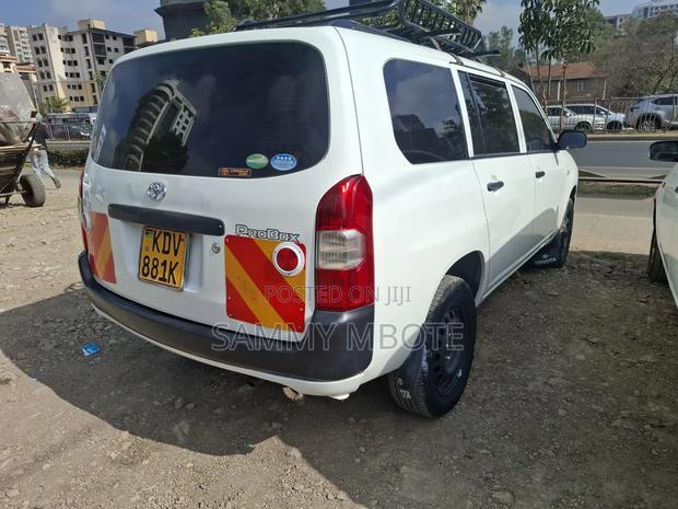 Toyota Probox 1.5 DX 2WD 2019 White
