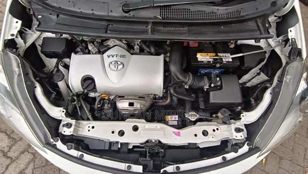Toyota Sienta 2019 White