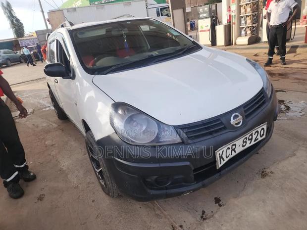 Nissan Advan 2010 White
