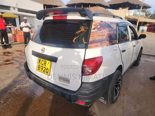 Nissan Advan 2010 White