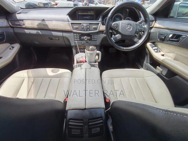 Mercedes-Benz E300 2009 Silver