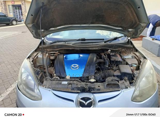 Mazda Demio 2012 Silver