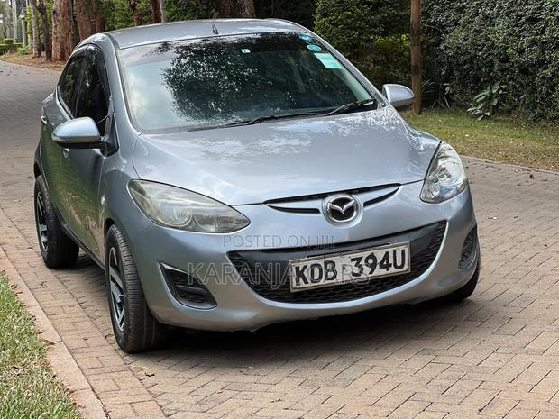 Mazda Demio 2013