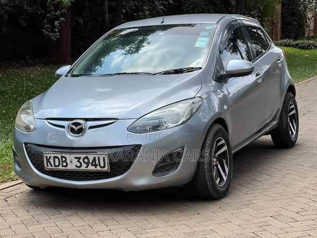 Mazda Demio 2013