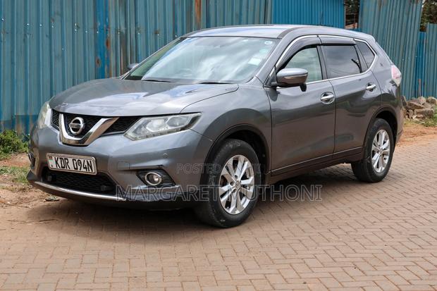 Nissan X-Trail 2017 Gray