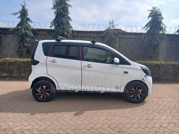 Mitsubishi EK Wagon 2015 White