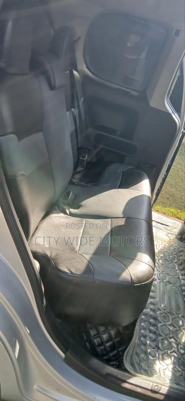 Toyota Porte 1.5 AWD 2015 Silver