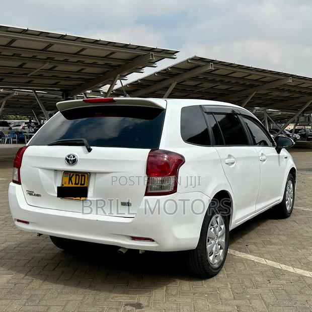 Toyota Corolla Fielder 2014 White