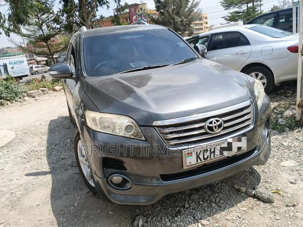 Toyota Vanguard 2009