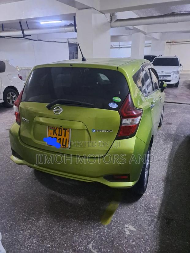 Nissan Note 2018 Green