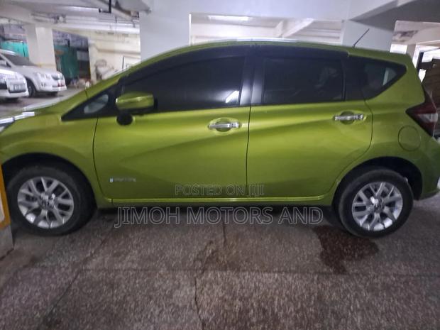 Nissan Note 2018 Green