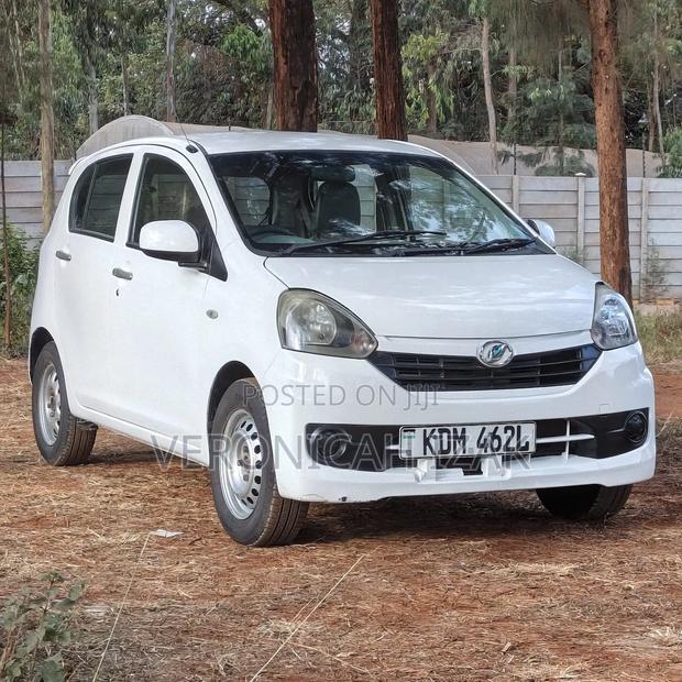 Daihatsu Mira 2016 White