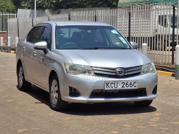 Toyota Axio 1.5 G 2WD 2012 Silver