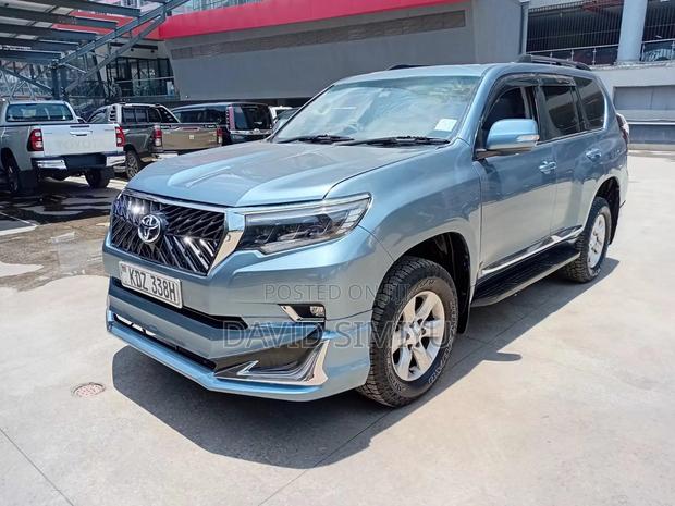 Toyota Land Cruiser Prado 2013 Blue