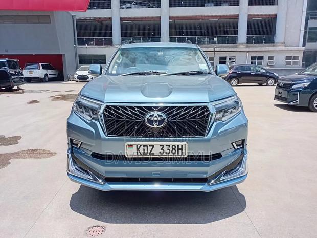 Toyota Land Cruiser Prado 2013 Blue