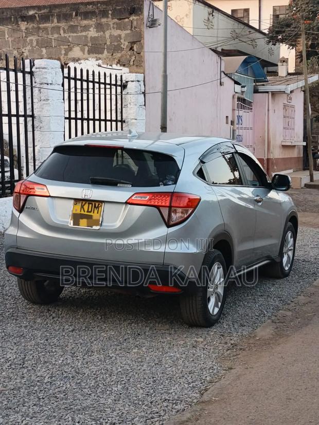 Honda Vezel 1.5 2WD 2016 Silver