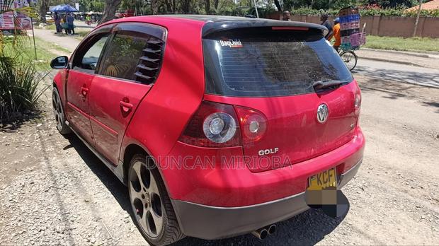 Volkswagen Golf 2009 Red
