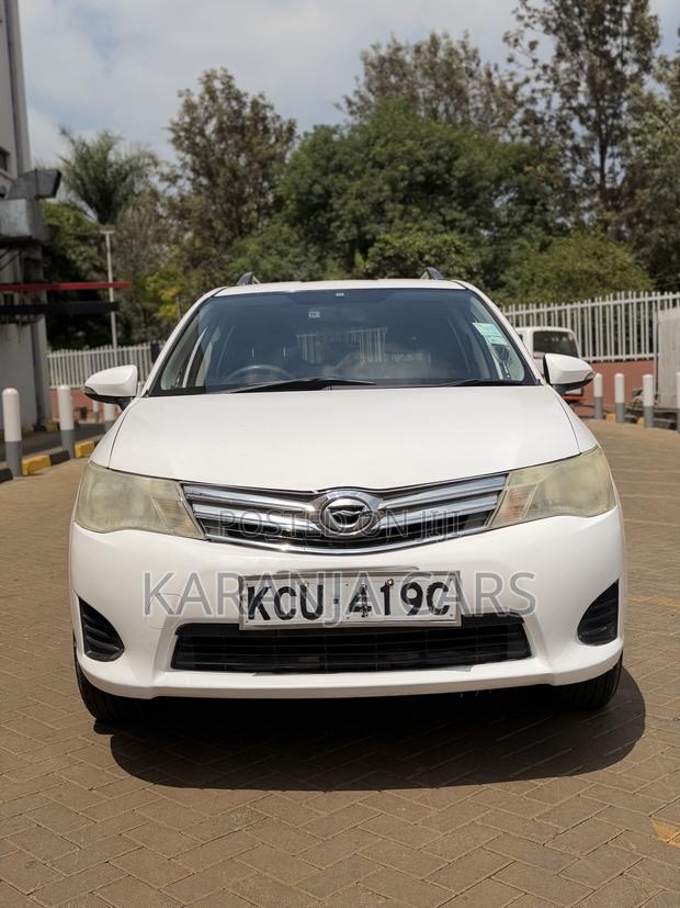Toyota Corolla Fielder 1.5 Petrol FWD 2013 White