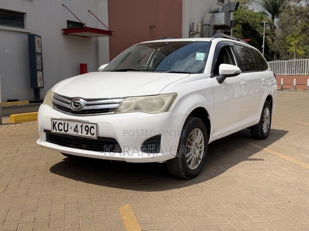 Toyota Corolla Fielder 1.5 Petrol FWD 2013 White
