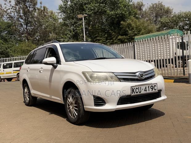 Toyota Corolla Fielder 1.5 Petrol FWD 2013 White